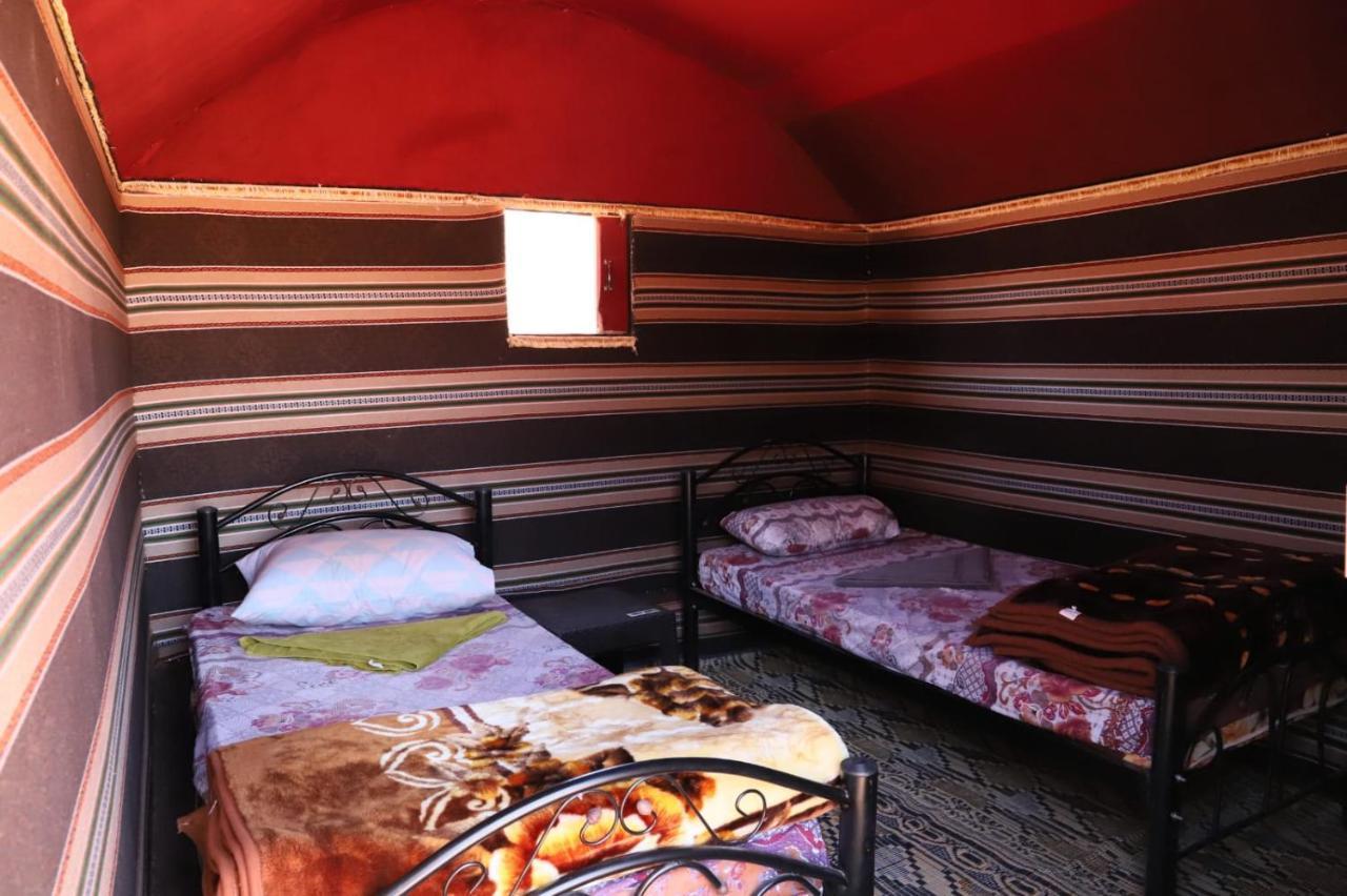 Bedouin Desert Camp Ваді-Рам Екстер'єр фото