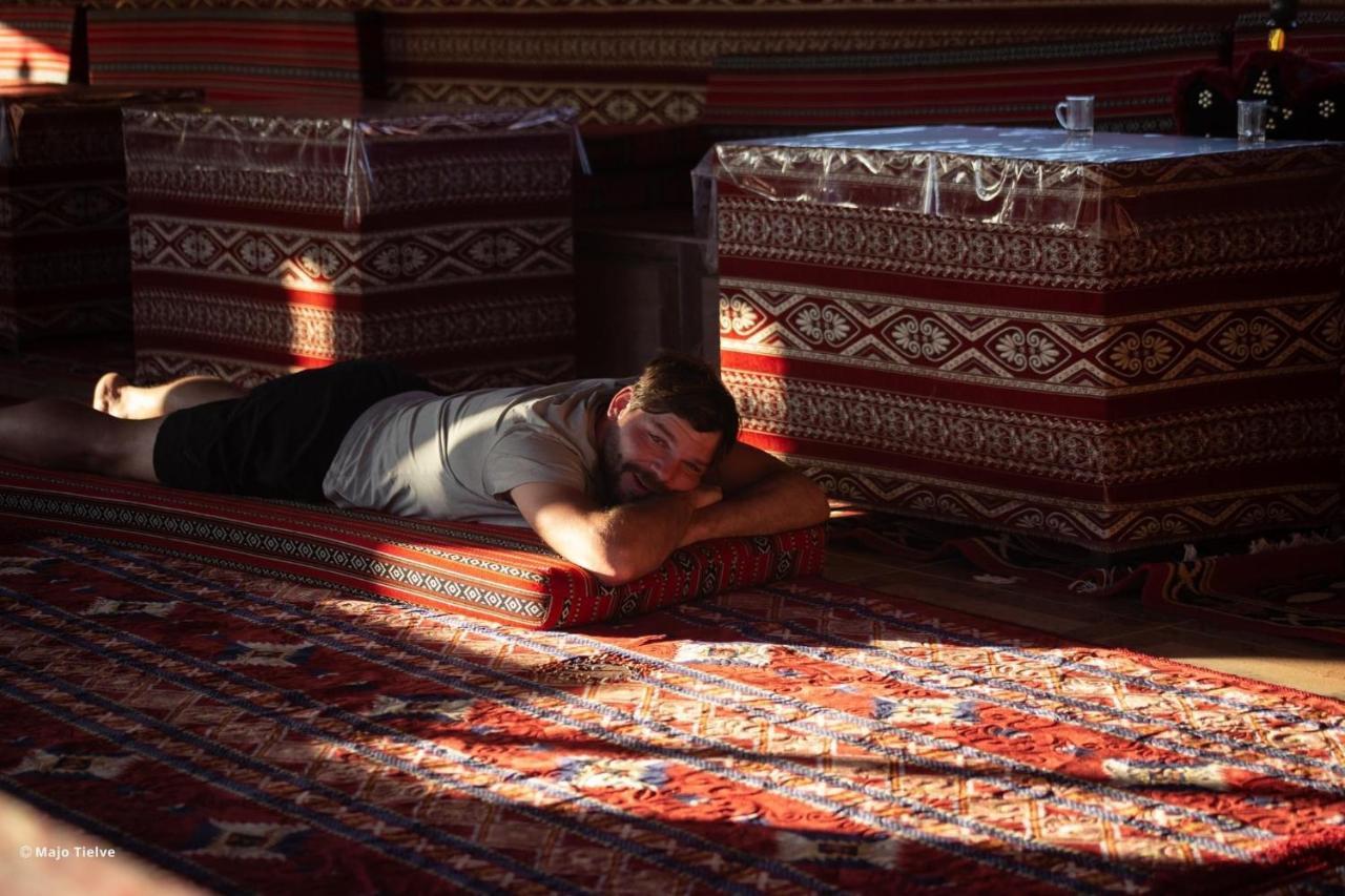 Bedouin Desert Camp Ваді-Рам Екстер'єр фото